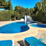 Shangrilla Con Piscina Comunitaria 度假居 卡尔佩