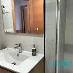 度假居 Shangrilla Con Piscina Comunitaria *