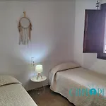 Shangrilla Con Piscina Comunitaria *