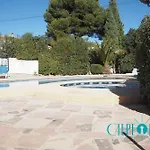度假居 Shangrilla Con Piscina Comunitaria 卡尔佩